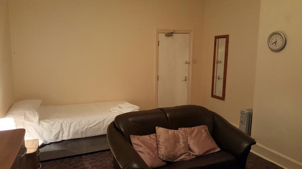 Station Hotel هوكنال توركارد المظهر الخارجي الصورة