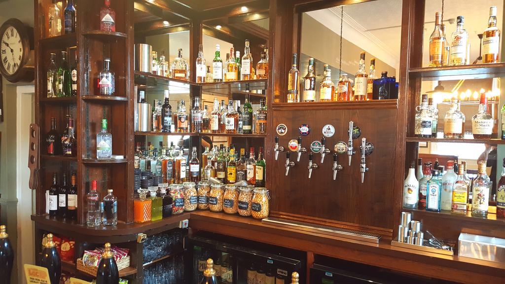 Station Hotel هوكنال توركارد المظهر الخارجي الصورة