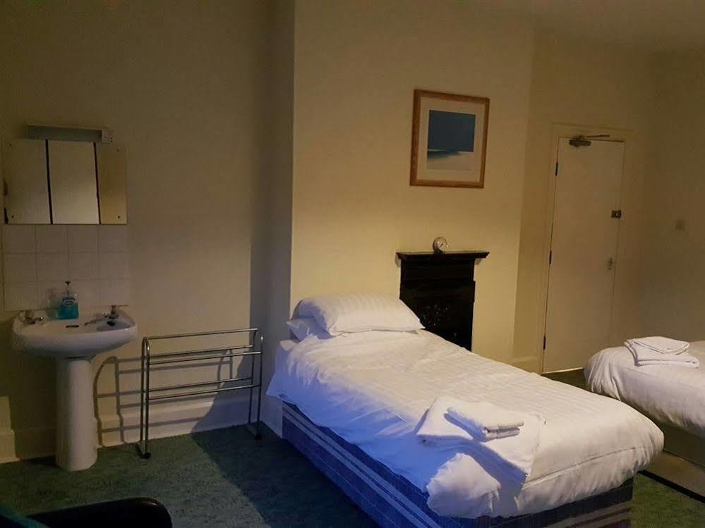 Station Hotel هوكنال توركارد المظهر الخارجي الصورة